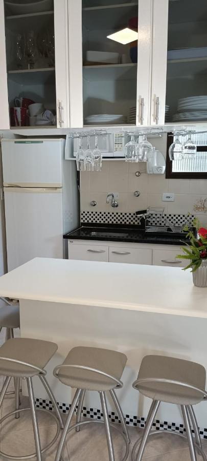 Toninhas - Condominio Wembley Tenis F201 Ubatuba Eksteriør bilde